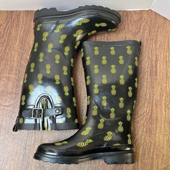 Chooka Women’s Black Pineapple Topic Rubber Rain Boots Size 6 - Picture 8 of 17